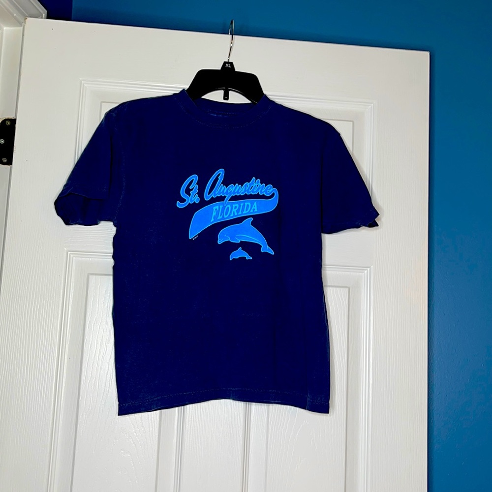 Short sleeve shirt